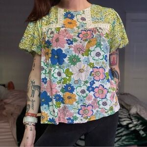70s Flowy floral blouse with lace bib Boho babydoll puff-sleeve top — Size S